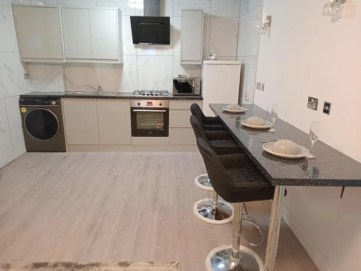 A Place To Relax And Dream In Dagenham Essex 3Bedroom Apartment